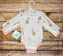 Load image into Gallery viewer, Winnie The Pooh Baby Girl 3 Pack Onesies