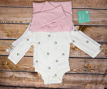 Load image into Gallery viewer, Winnie The Pooh Baby Girl 3 Pack Onesies