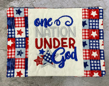 Load image into Gallery viewer, Patriotic Mug Rugs